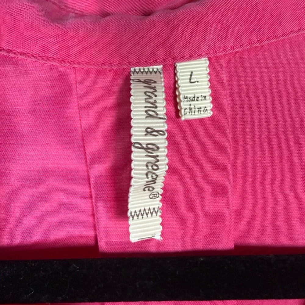 grand & greene beautiful Fuchsia Button-Front Shirt. Size large - Picture 3 of 9